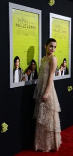 Emma Watson feet photo thumbnail
