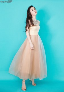 Angelababy feet photo thumbnail