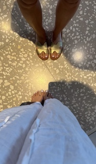 Corinna Kopf feet photo thumbnail