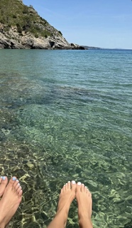 Corinna Kopf feet photo thumbnail