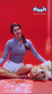 Disha Patani feet photo thumbnail