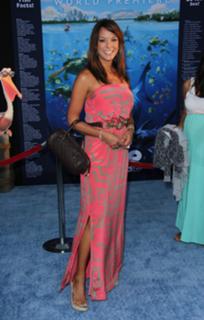 Eva LaRue feet photo thumbnail