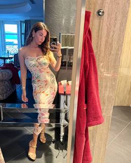 Melita Toniolo feet photo thumbnail