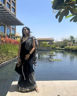 Poonam Yadav feet photo thumbnail
