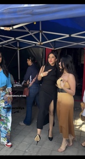 Jannat Zubair Rahmani feet photo thumbnail