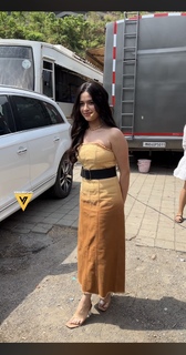 Jannat Zubair Rahmani feet photo thumbnail
