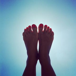 Paula Echevarría feet photo thumbnail