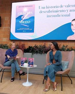 Cristina Pedroche feet photo thumbnail