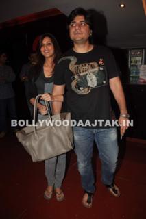 Sonali Bendre feet photo thumbnail