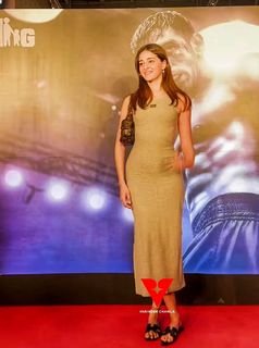 Ananya Pandey feet photo thumbnail