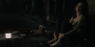 Alice Braga feet photo 3