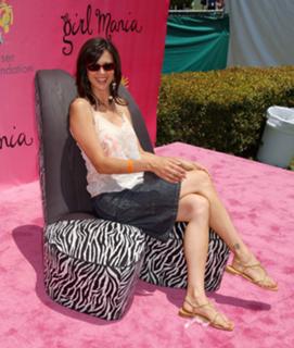 Catherine Bell feet photo thumbnail