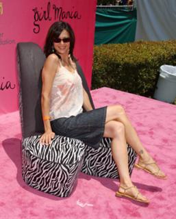 Catherine Bell feet photo thumbnail