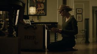 Blake Lively feet photo thumbnail