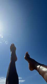 Karrueche Tran feet photo thumbnail