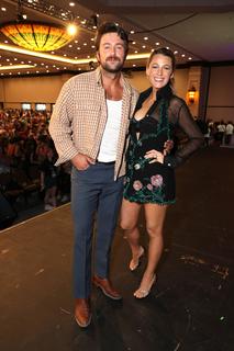 Blake Lively feet photo thumbnail