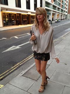 Alessia Marcuzzi feet photo thumbnail