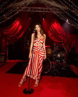 Severina Kojic feet photo thumbnail