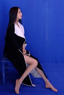 Mi Yang feet photo thumbnail
