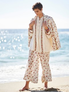 Taylor Hill feet photo thumbnail