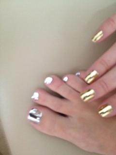 Mischa Barton feet photo thumbnail