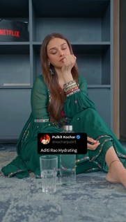 Aditi Rao Hydari feet photo thumbnail