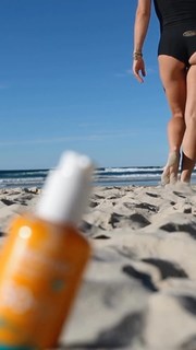Elsa Pataky feet photo thumbnail