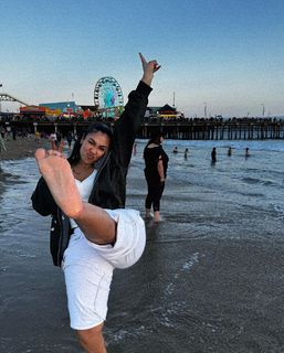 Queen Naija feet photo thumbnail