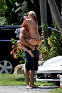 Joanna Krupa feet photo thumbnail