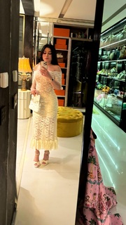 Haifa Wehbe feet photo thumbnail