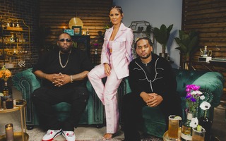 Rocsi Diaz feet photo thumbnail