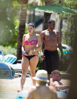 Jordin Sparks feet photo thumbnail