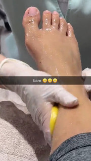 Queen Naija feet photo thumbnail
