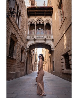 Mouni Roy feet photo thumbnail