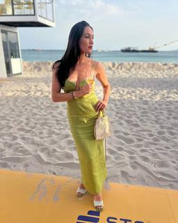Brie Garcia feet photo thumbnail