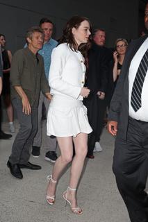Emma Stone feet photo thumbnail