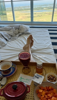 Flávia Alessandra feet photo thumbnail