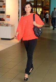 Katarzyna Cichopek feet photo thumbnail
