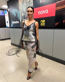Cristina Pedroche feet photo thumbnail
