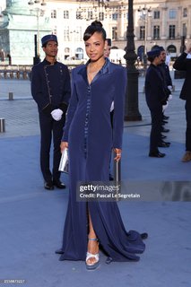Christina Milian feet photo thumbnail