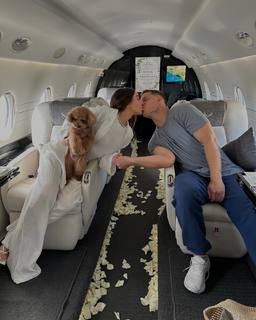 Olivia Culpo feet photo thumbnail