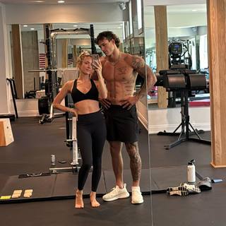 Kristin Cavallari feet photo thumbnail