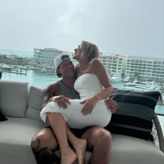 Kristin Cavallari feet photo thumbnail