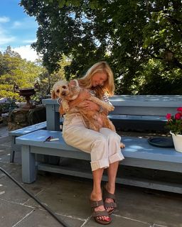 Christie Brinkley feet photo thumbnail