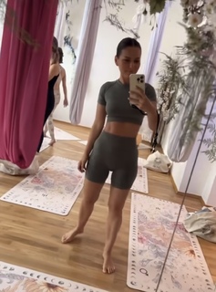 Paulina Sykut feet photo thumbnail