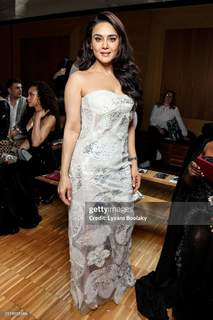 Preity G Zinta feet photo 5