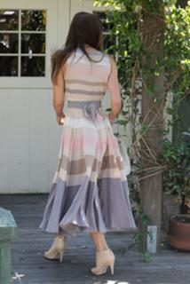 Jessica Biel feet photo thumbnail