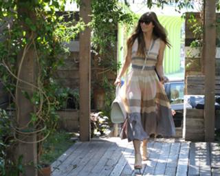 Jessica Biel feet photo thumbnail
