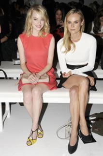 Emma Stone feet photo thumbnail