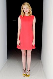 Emma Stone feet photo thumbnail